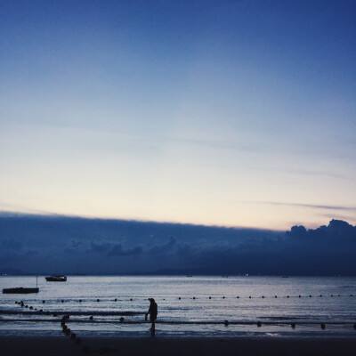 医疗ETF华泰柏瑞（516790）涨0.72%，成交额319.93万元